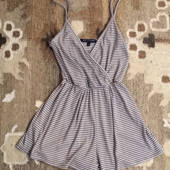 romper - Picture 1 of 1